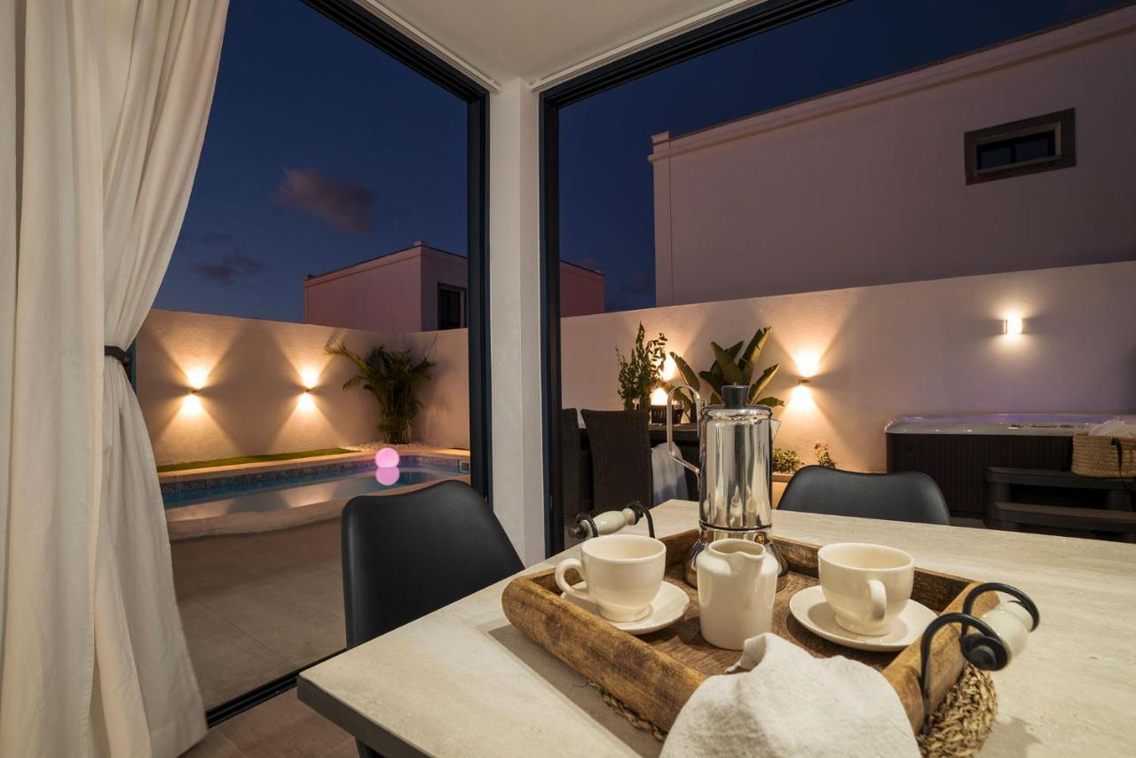 Villa Palmera Jacuzzi Yaiza  Ngoại thất bức ảnh